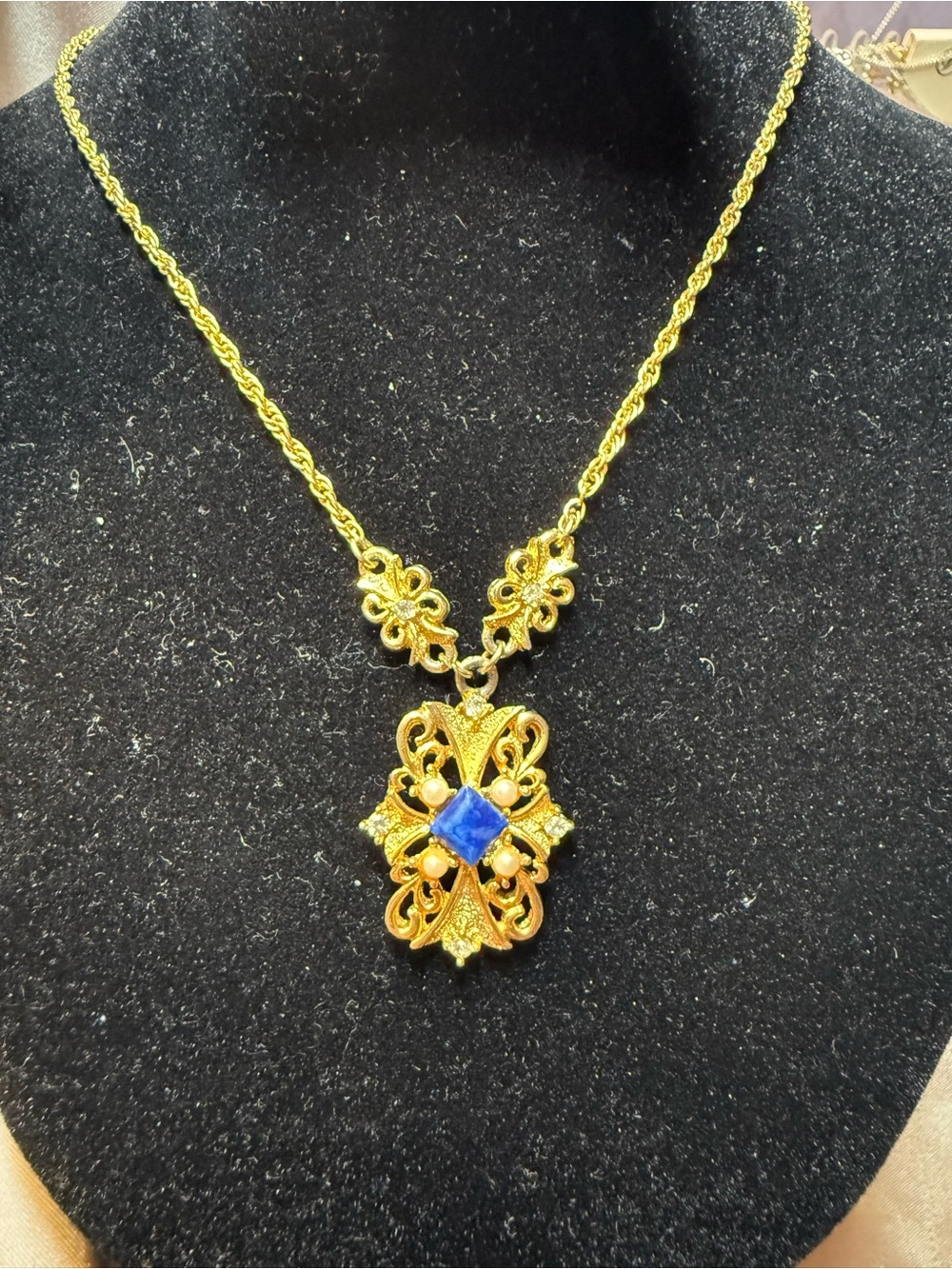 Gold tone Pendant Necklace with Blue Stone BUNDLE with other pieces and save.